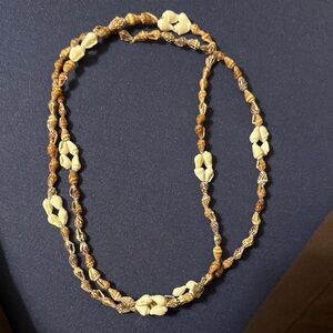 Elegant Brown and Cream Shelled Necklace